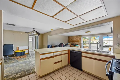 $740,000 | 1409 49th Avenue Northeast, St. Petersburg, FL 33703