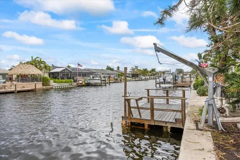 $740,000 | 1409 49th Avenue Northeast, St. Petersburg, FL 33703