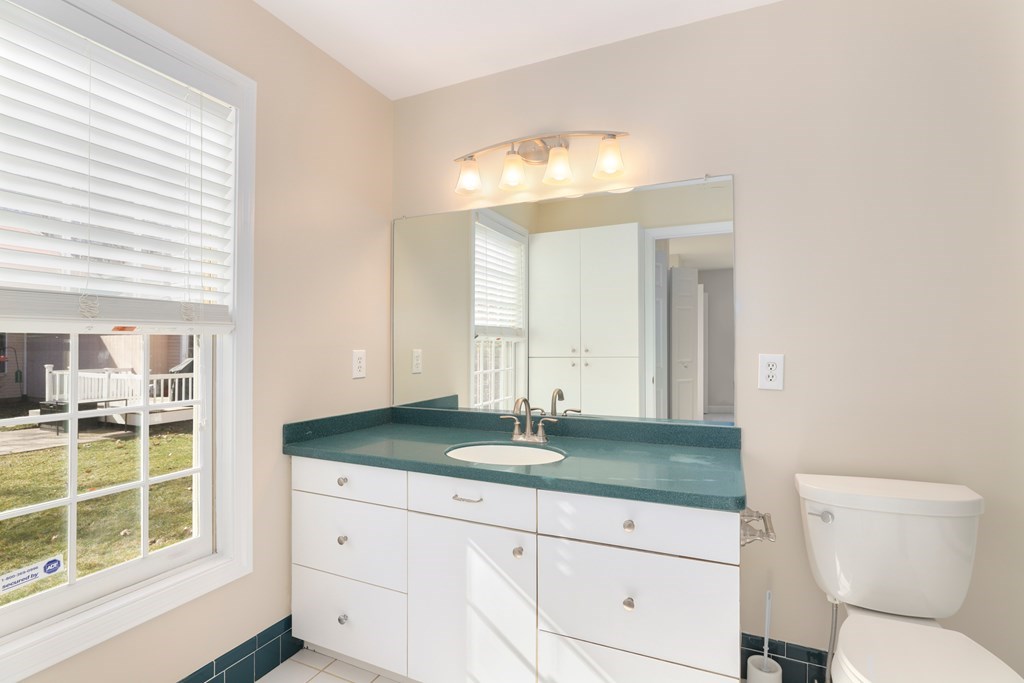 10 Preacher Road, Unit 10 Milton, MA 02186 - Photo 12 of 21 Gallery Image 12