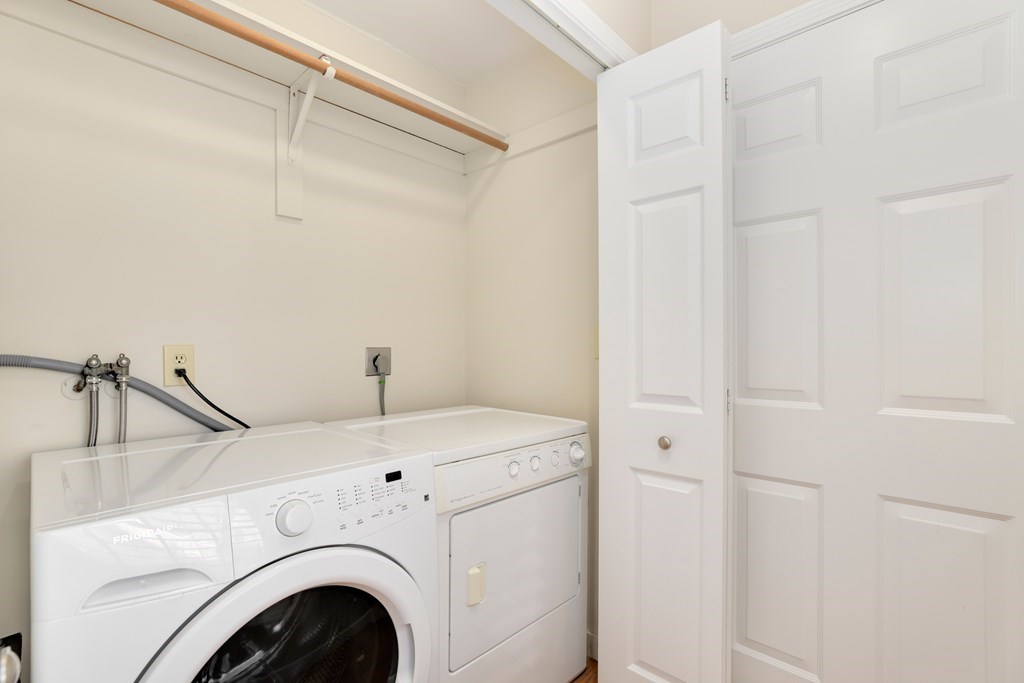 10 Preacher Road, Unit 10 Milton, MA 02186 - Photo 18 of 21 Gallery Image 18