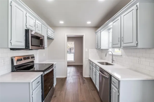 $454,000 | 2316 Daybreak Drive, Dallas, TX 75287