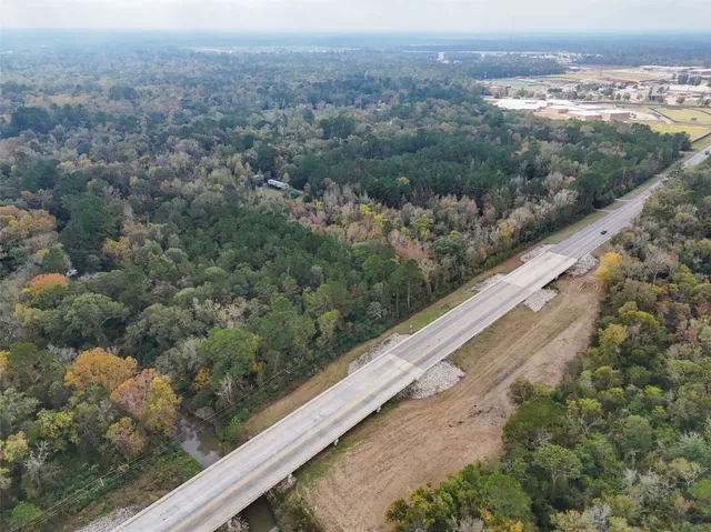 $1,050,000 | 17278-17250 Farm To Market Road 2090, Conroe, TX 77306