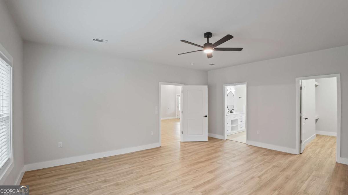 2021 Sparrow Lane Blackshear, GA 31516 - Photo 21 of 36