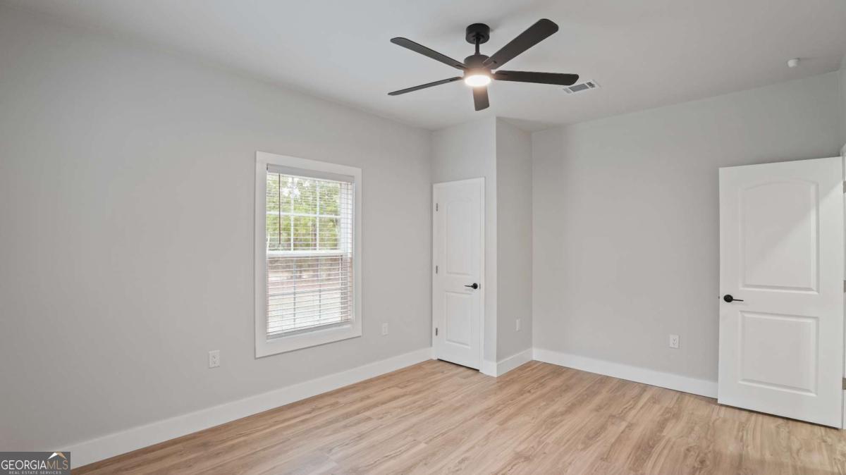 2021 Sparrow Lane Blackshear, GA 31516 - Photo 35 of 36