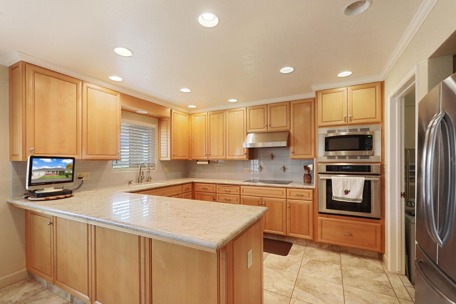 14235 Vintage Road Lodi, CA 95240 - Photo 29 of 61