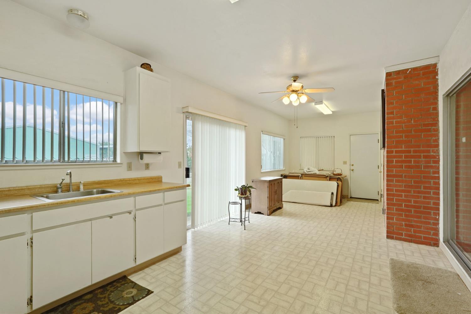 14235 Vintage Road Lodi, CA 95240 - Photo 45 of 61