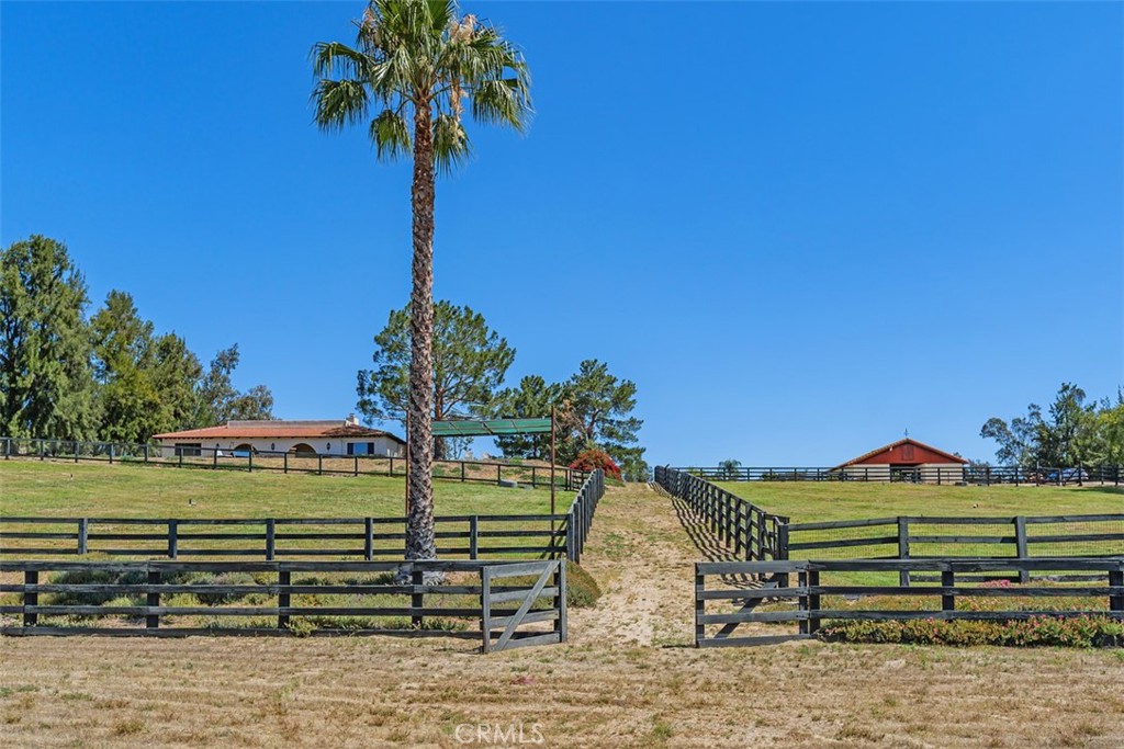 35820 Pauba Road Temecula, CA 92592 - Photo 3 of 43