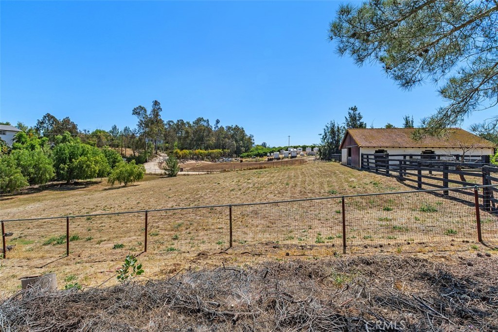 35820 Pauba Road Temecula, CA 92592 - Photo 33 of 43