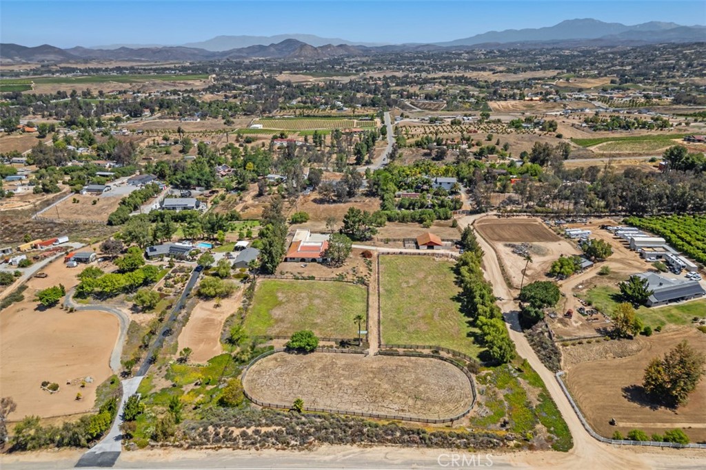 35820 Pauba Road Temecula, CA 92592 - Photo 7 of 43