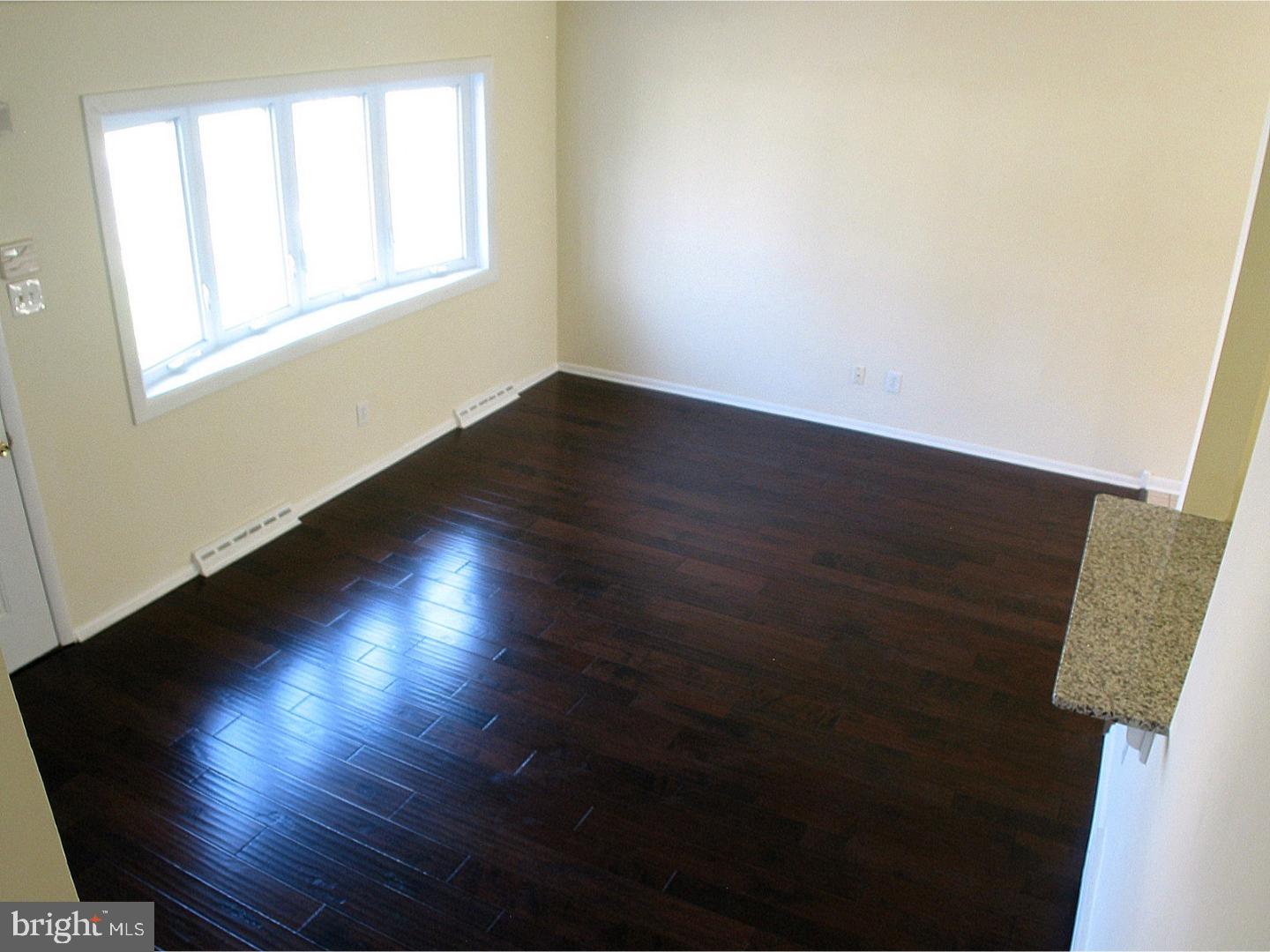 6 Heritage Road Marlton, NJ 08053 - Photo 3 of 24 Living Room