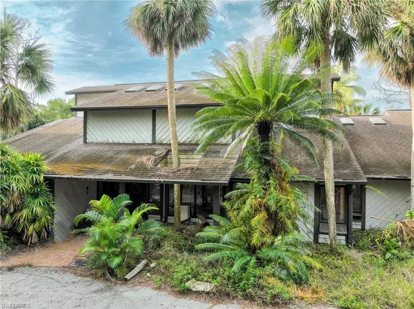 $1,000,000 | 3600 Heritage Lane, Fort Myers, FL 33908
