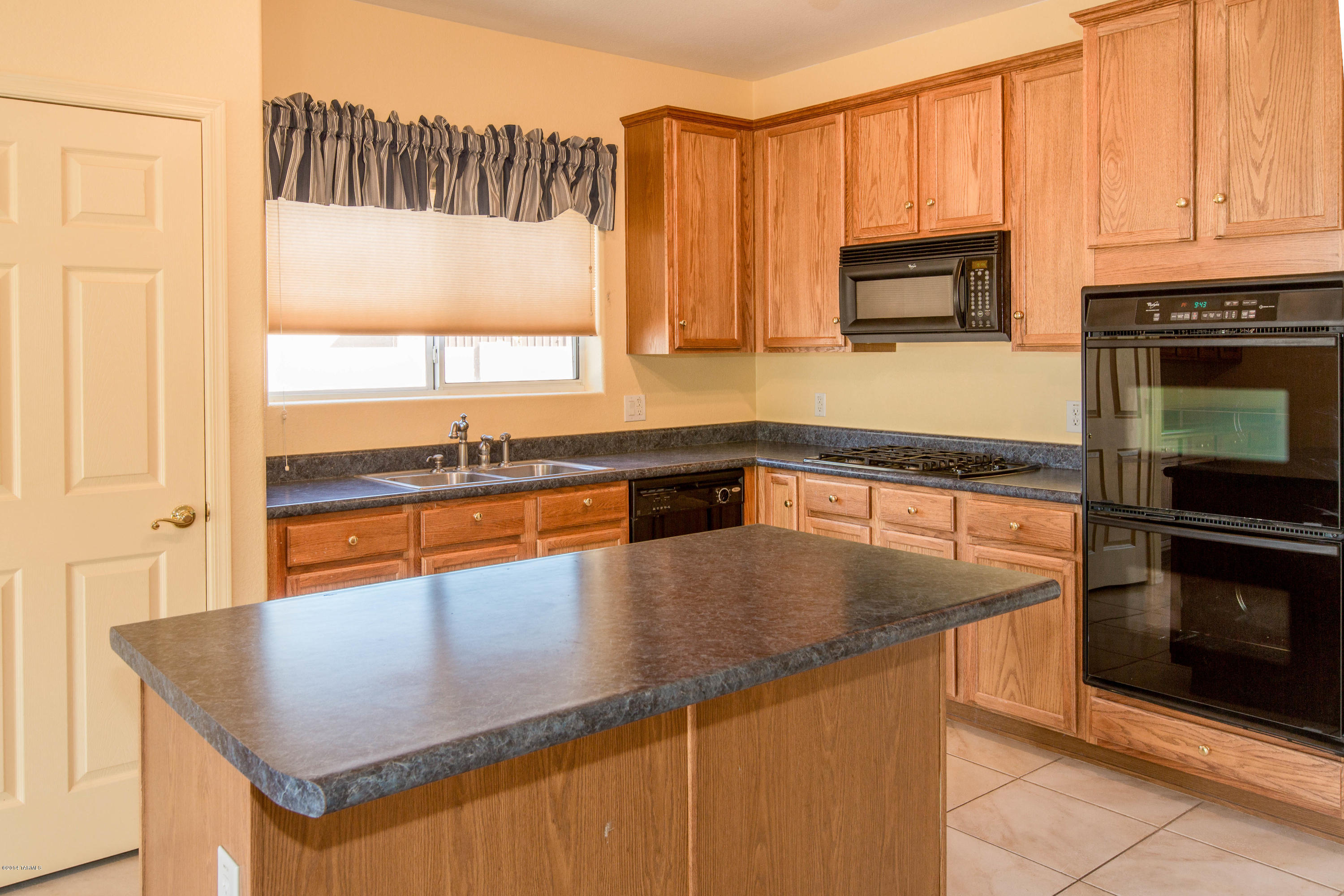 3532 East Mecate Road Tucson, AZ 85739 - Photo 11 of 33