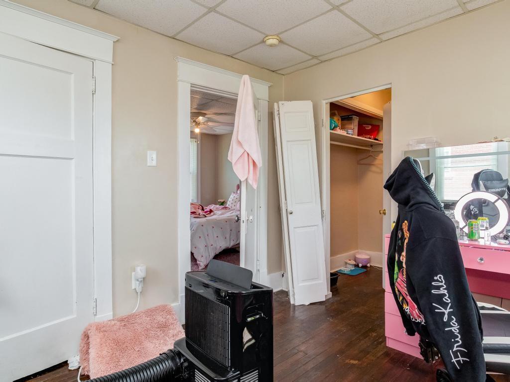 282 9th Street Ambridge, PA 15003 - Photo 15 of 21 a view of room with furniture and closet