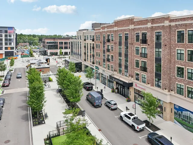 $5,500 | 18 Artisan Drive, Unit 402, Salem, NH 03079