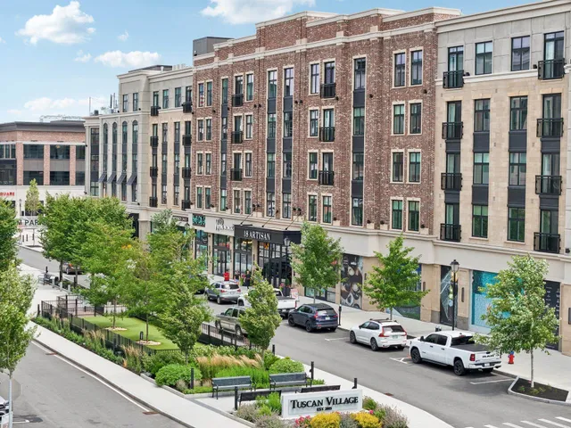 $5,500 | 18 Artisan Drive, Unit 402, Salem, NH 03079