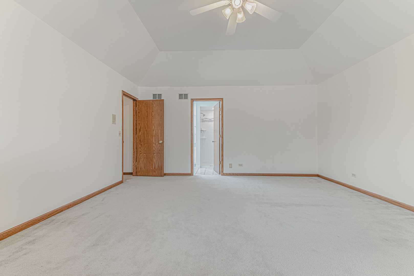 382 Beverly Road Barrington, IL 60010 - Photo 22 of 40 Gallery Image 22