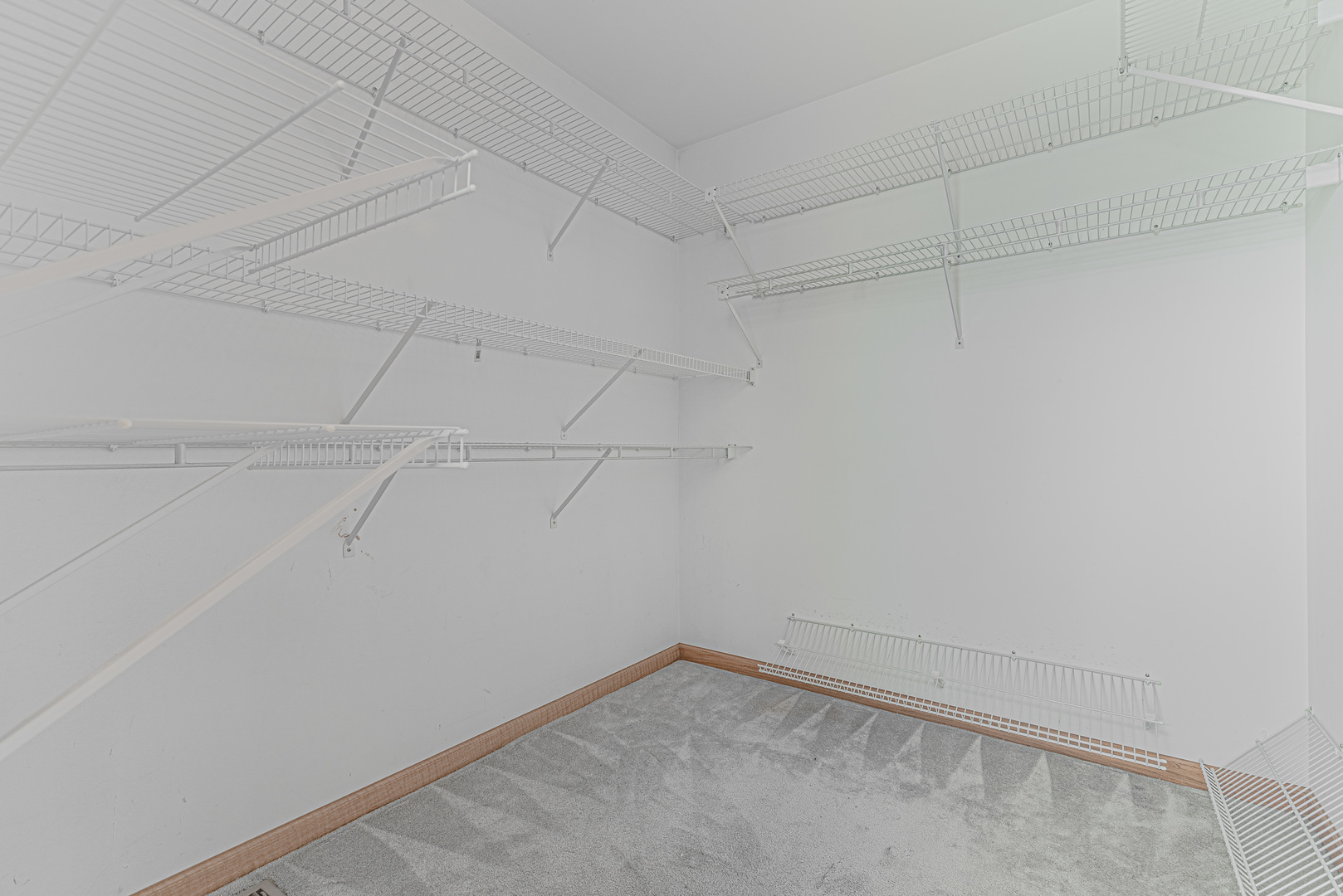 382 Beverly Road Barrington, IL 60010 - Photo 25 of 40 Gallery Image 25