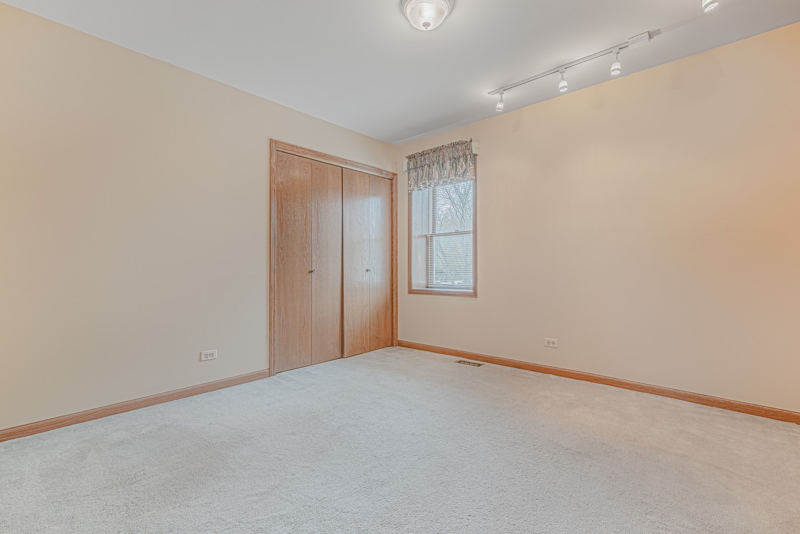382 Beverly Road Barrington, IL 60010 - Photo 29 of 40 Gallery Image 29