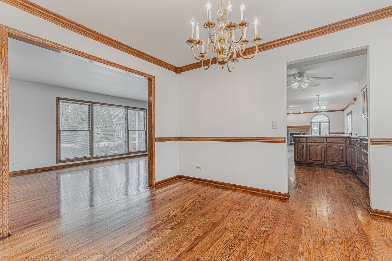 382 Beverly Road Barrington, IL 60010 - Photo 8 of 40 Gallery Image 8