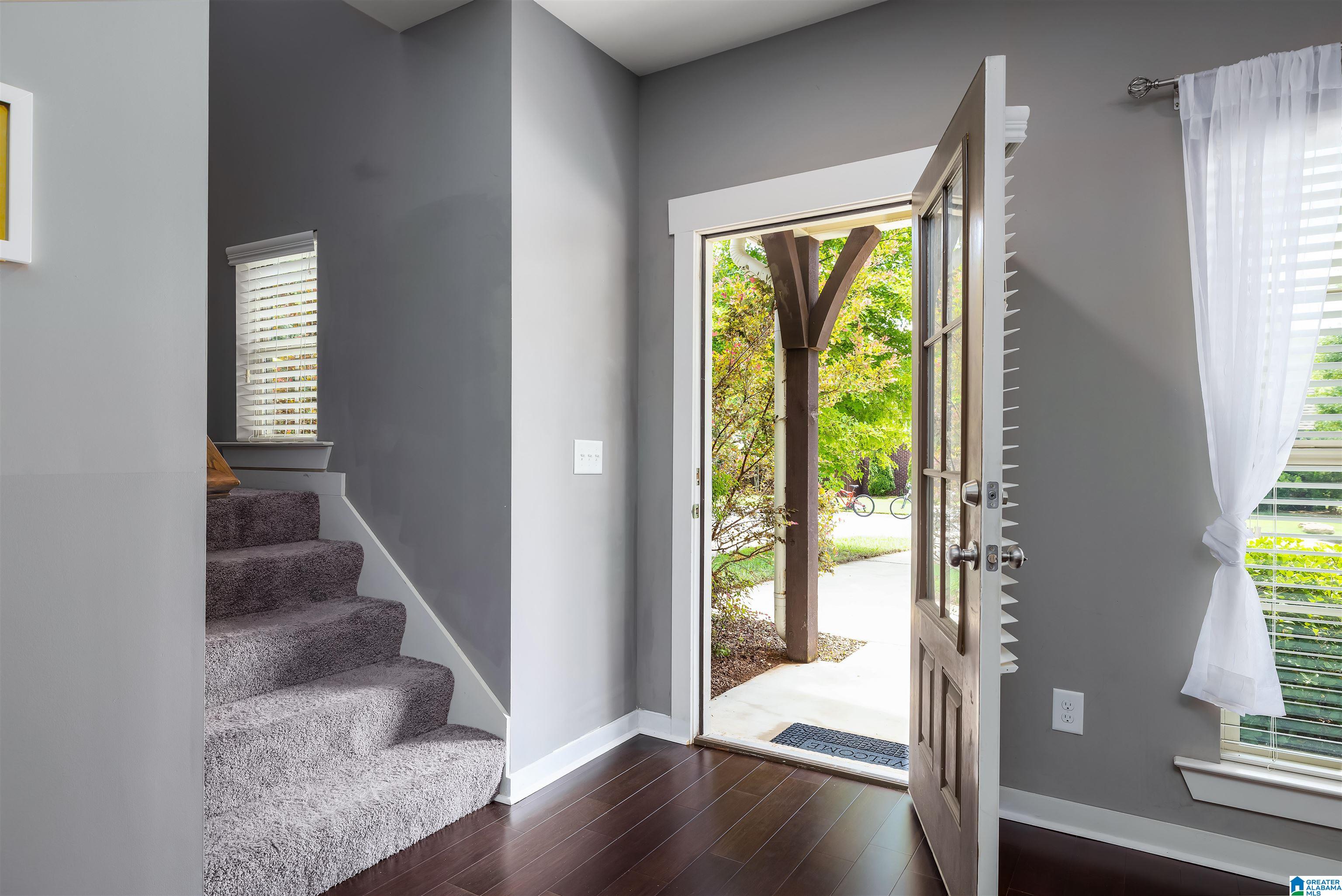 2560 Ridgemont Drive Birmingham, AL 35244 - Photo 5 of 28 Gallery Image 5