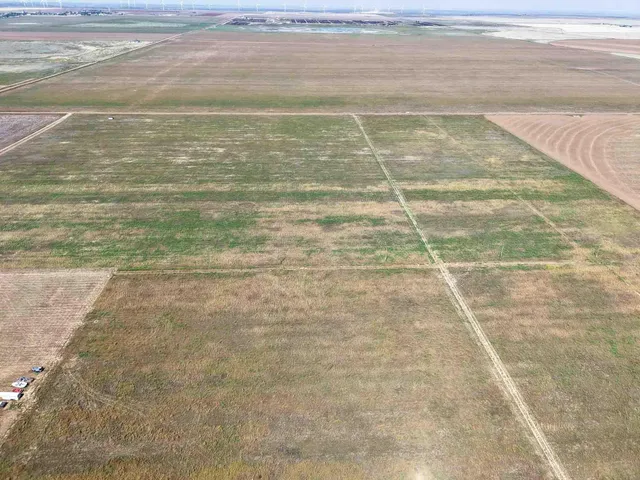 a view of an empty space