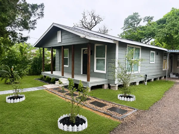 $1,850 | 2237 Wilburforce Street, Houston, TX 77091