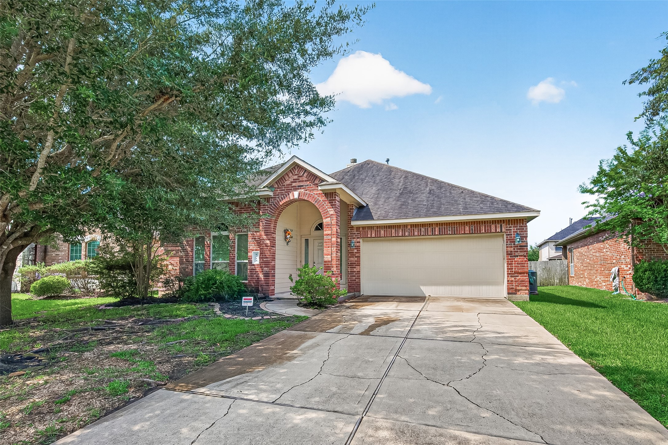 9214 Cavalier Lane Rosenberg, TX 77469 - Photo 1 of 37