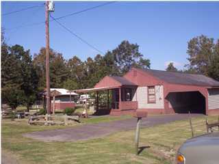 1005 Chestnut Street Mamou, LA 70554 - Photo 1 of 6 Primary Photo