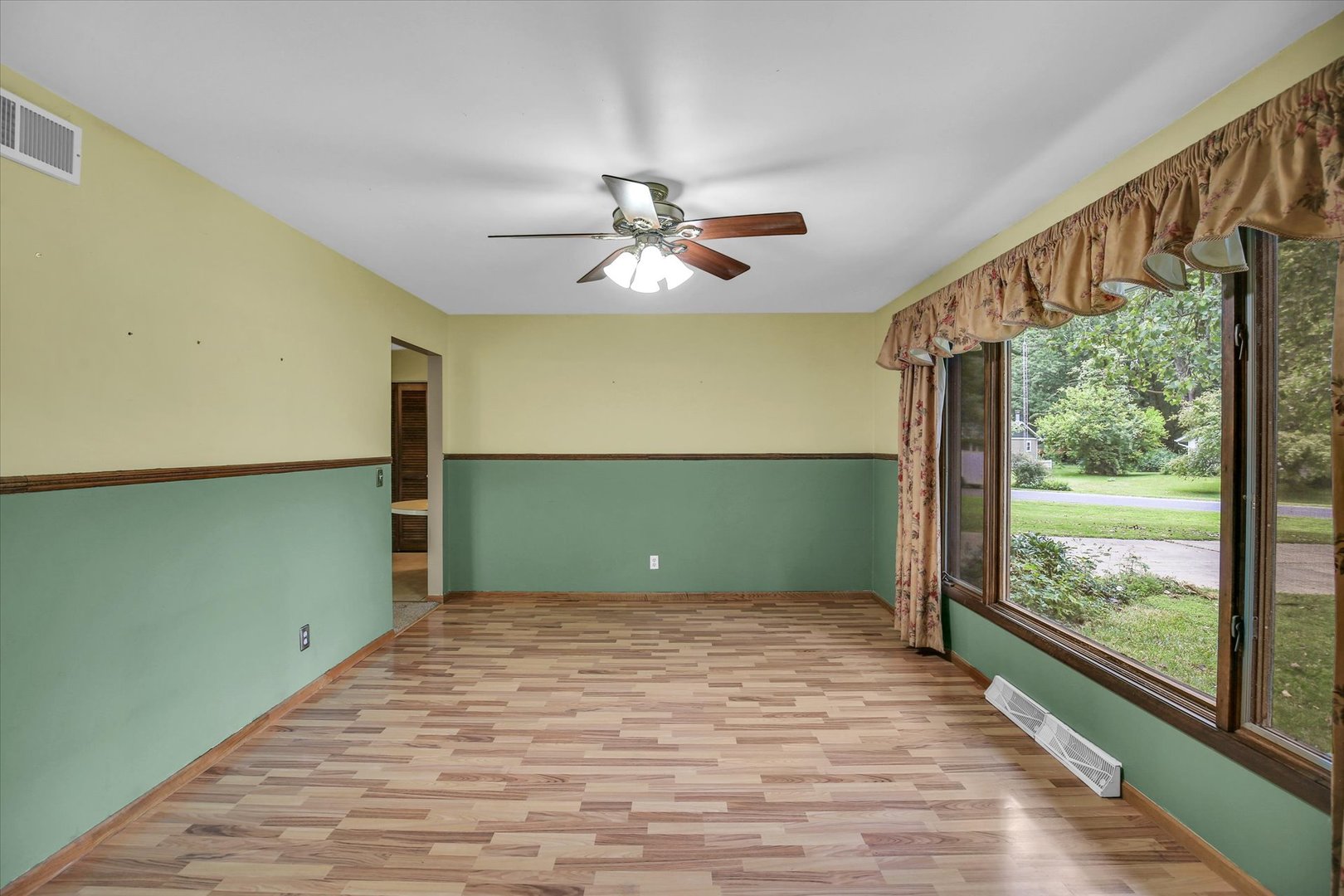 1106 Riverside Court Mahomet, IL 61853 - Photo 16 of 46 Gallery Image 16