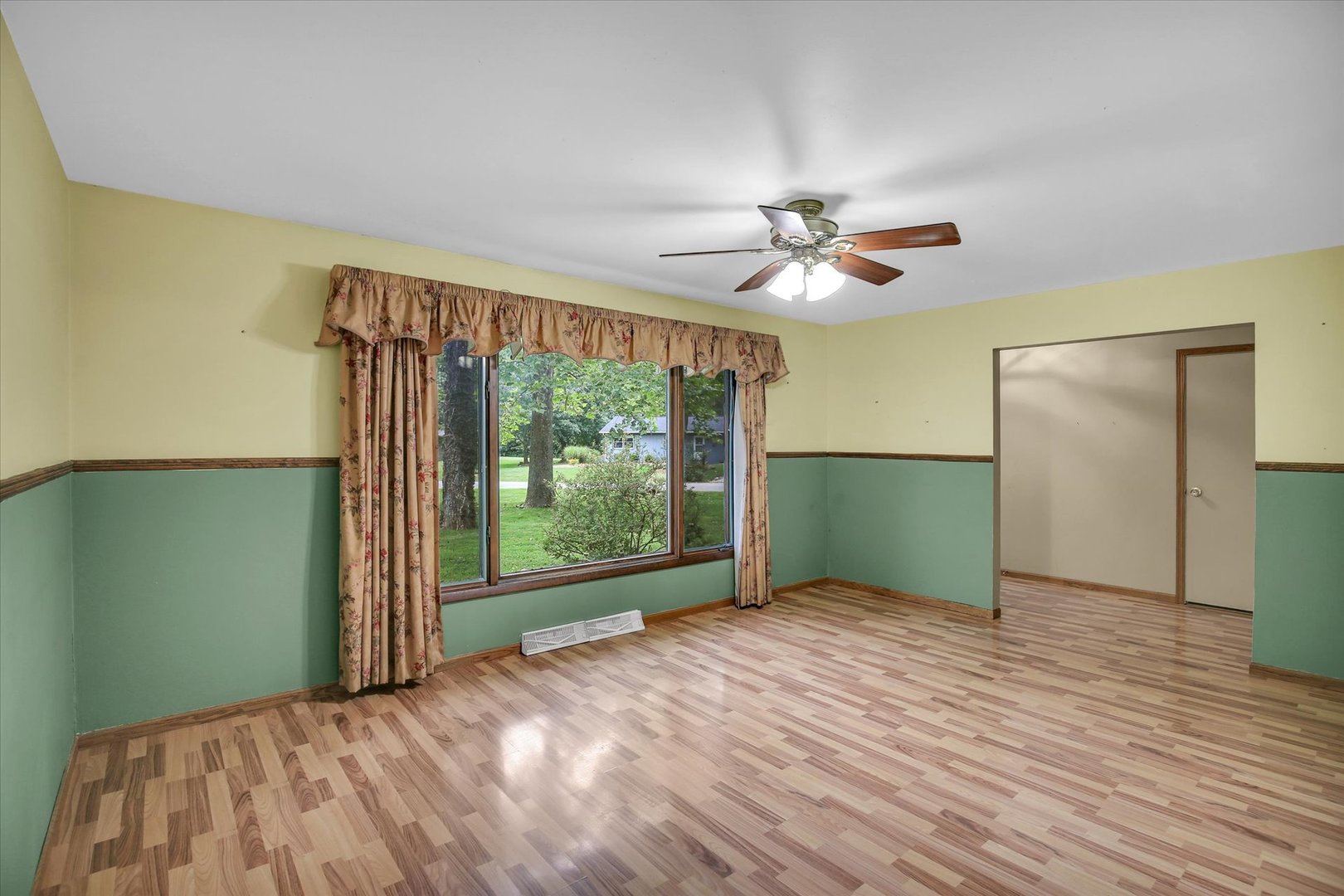 1106 Riverside Court Mahomet, IL 61853 - Photo 17 of 46 Gallery Image 17