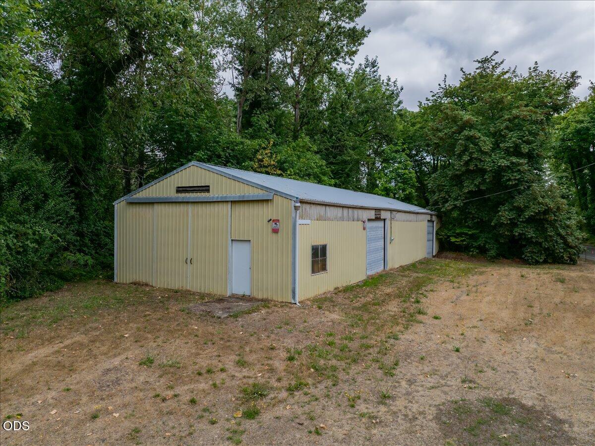 Undisclosed Address Albany, OR 97321 - Photo 8 of 28
