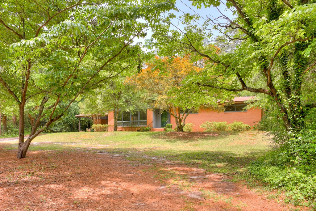 711 West Rollingwood Road Aiken, SC 29801 - Photo 2 of 30
