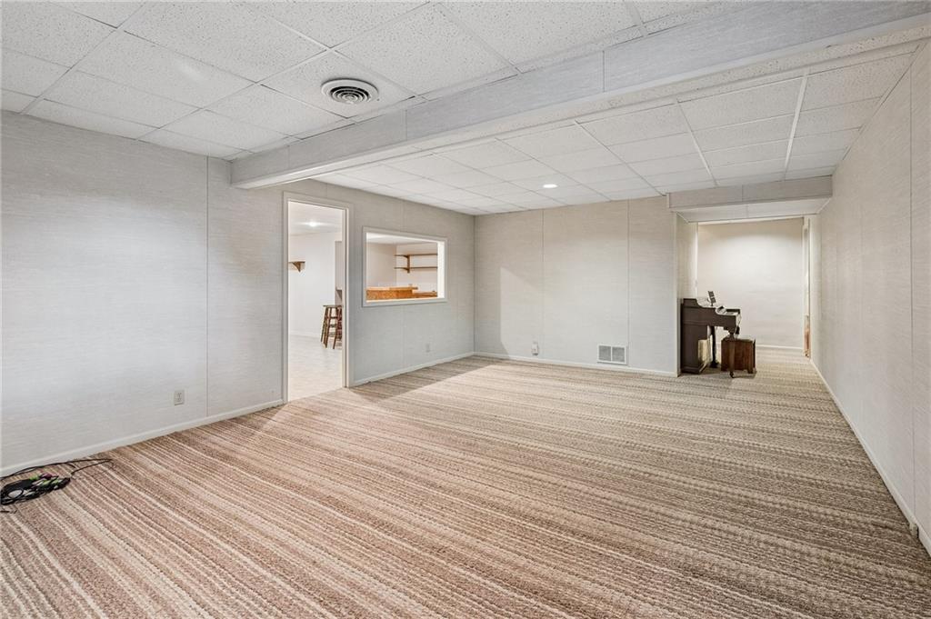 1025 Southeast Bridgehampton Way Lee's Summit, MO 64081 - Photo 28 of 35