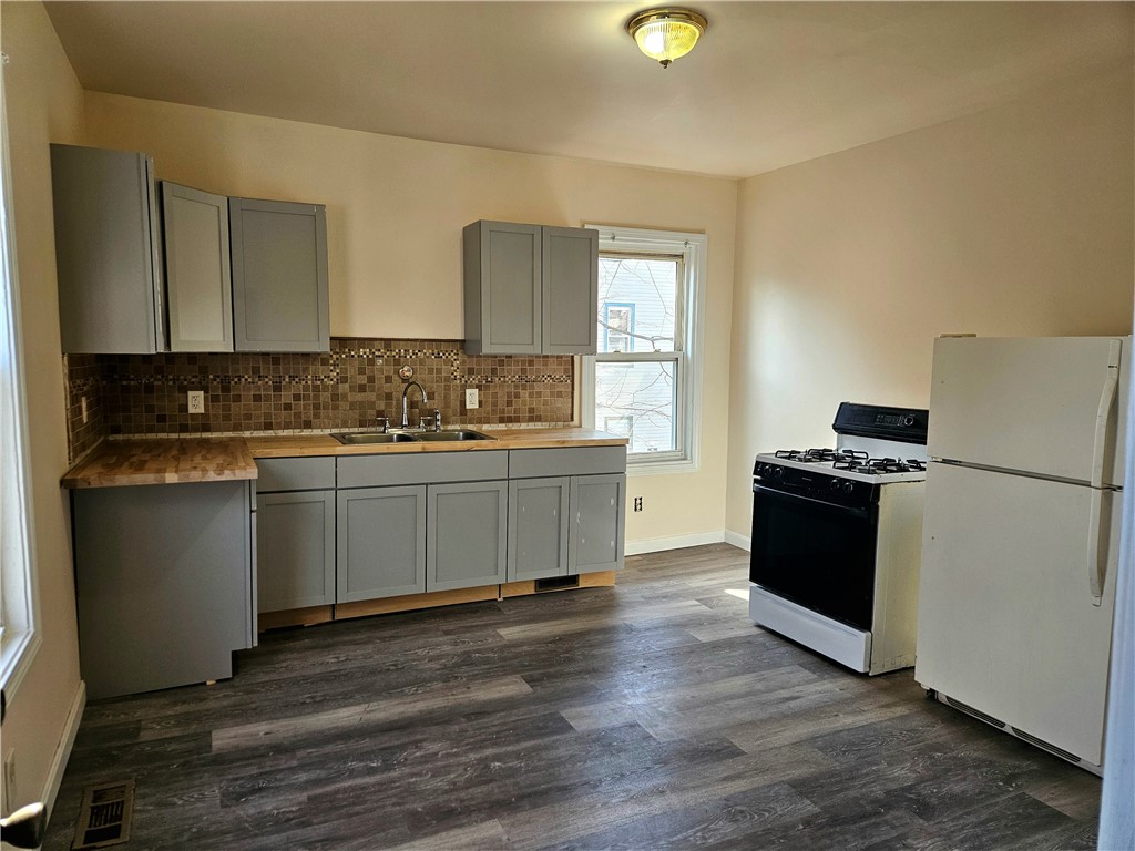 26 Inkerman Street Providence, RI 02908 - Photo 21 of 45 2nd floor