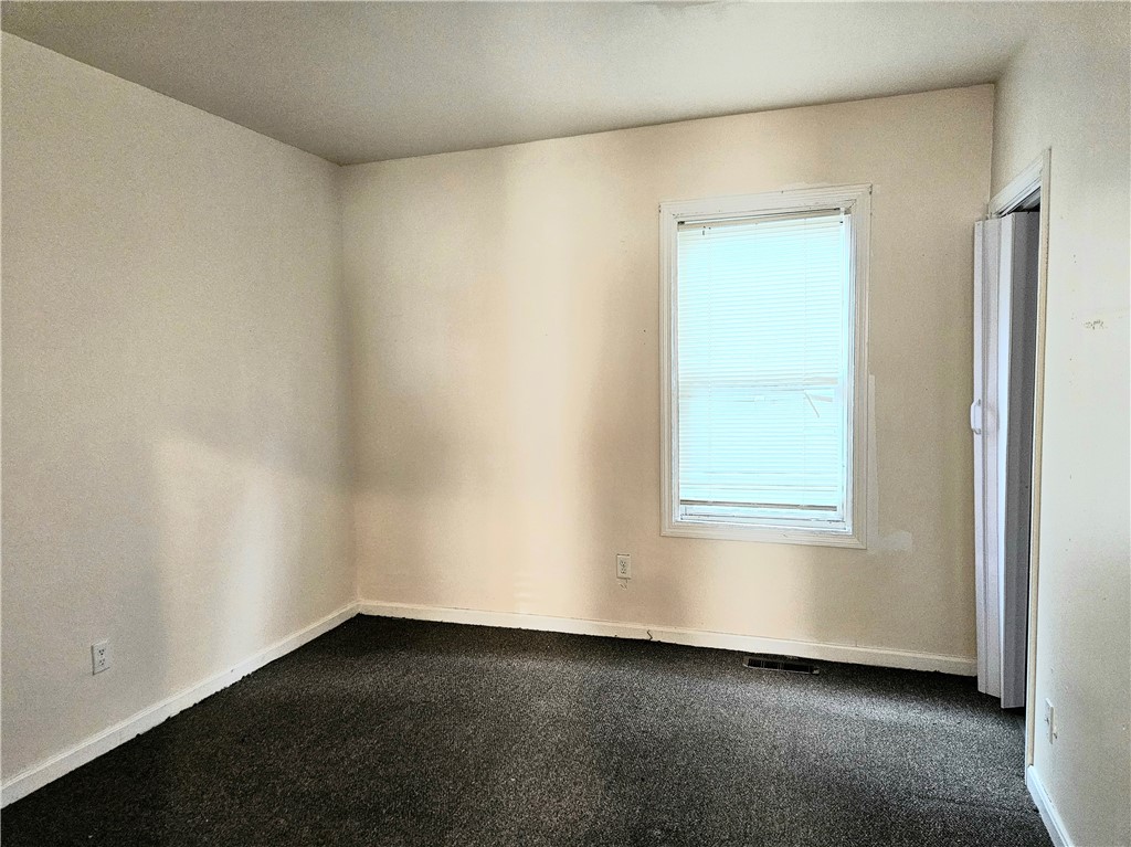 26 Inkerman Street Providence, RI 02908 - Photo 6 of 45 1st floor #2