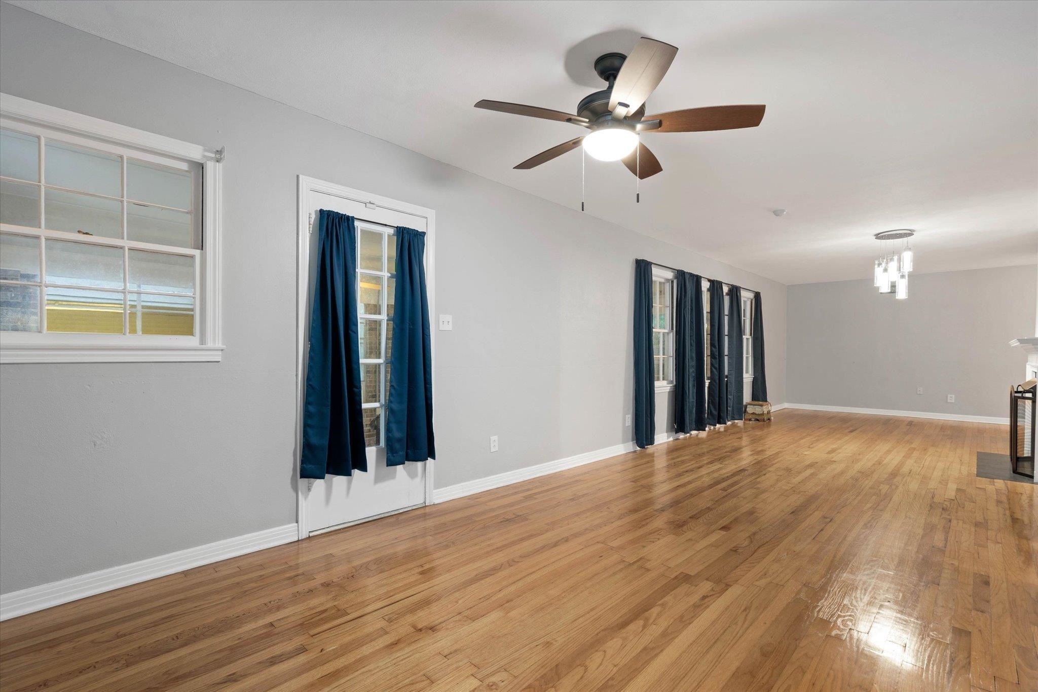 409 Byron Avenue East Mobile, AL 36609 - Photo 6 of 26