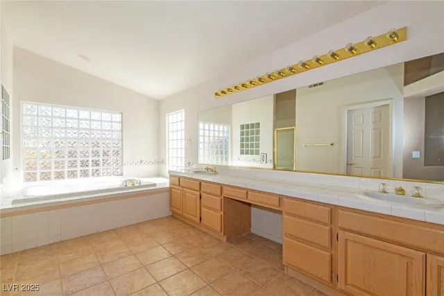 $3,895 | 2121 Whitebirch Lane, Las Vegas, NV 89134