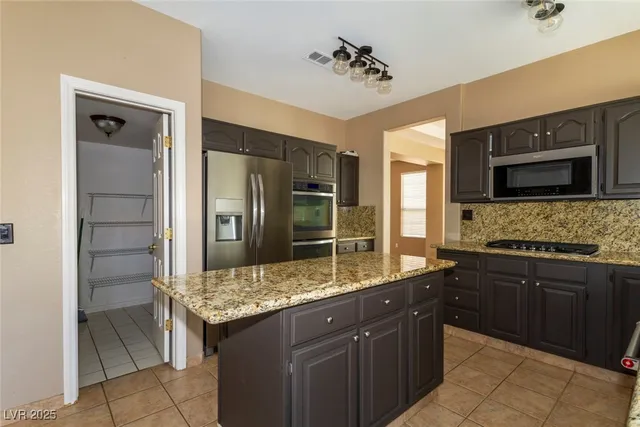 $3,895 | 2121 Whitebirch Lane, Las Vegas, NV 89134