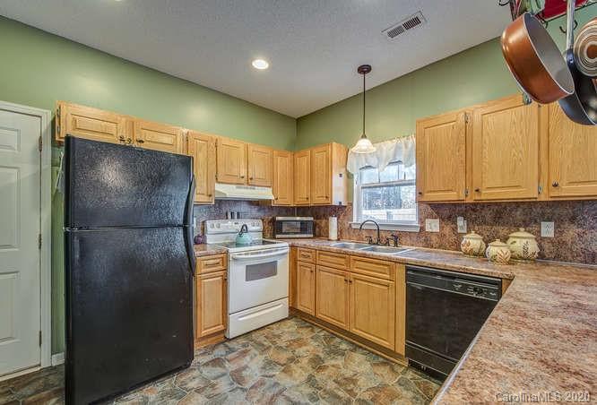 873 Raindrops Road Gastonia, NC 28054 - Photo 7 of 17