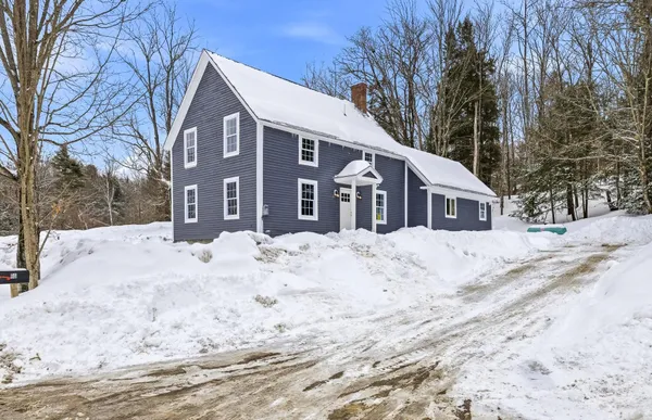 $489,900 | 66 Chapel Street, Wakefield, NH 03887