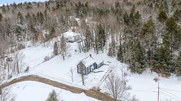 $489,900 | 66 Chapel Street, Wakefield, NH 03887