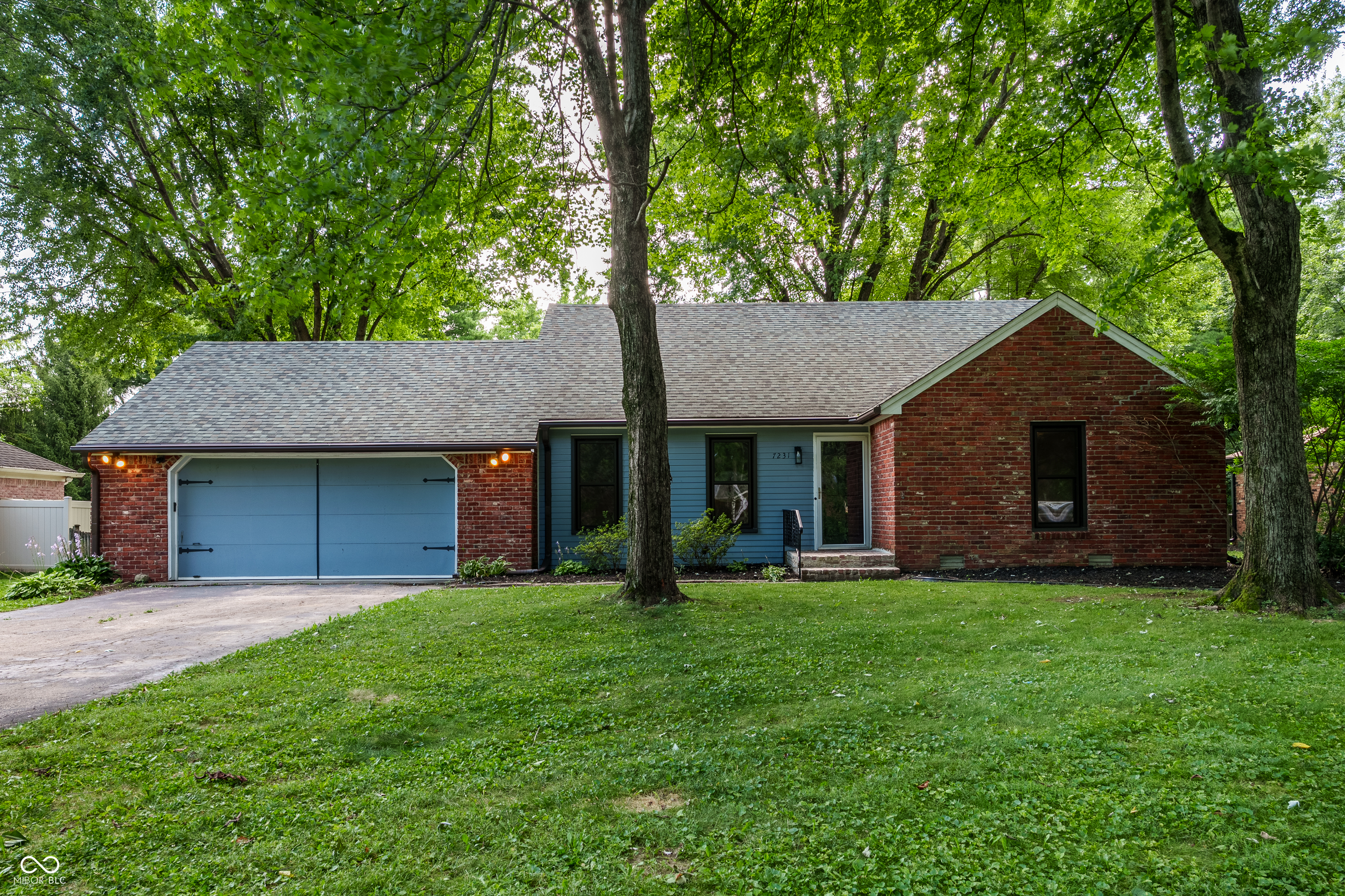 7231 Dean Road Indianapolis, IN 46250 - Photo 1 of 38