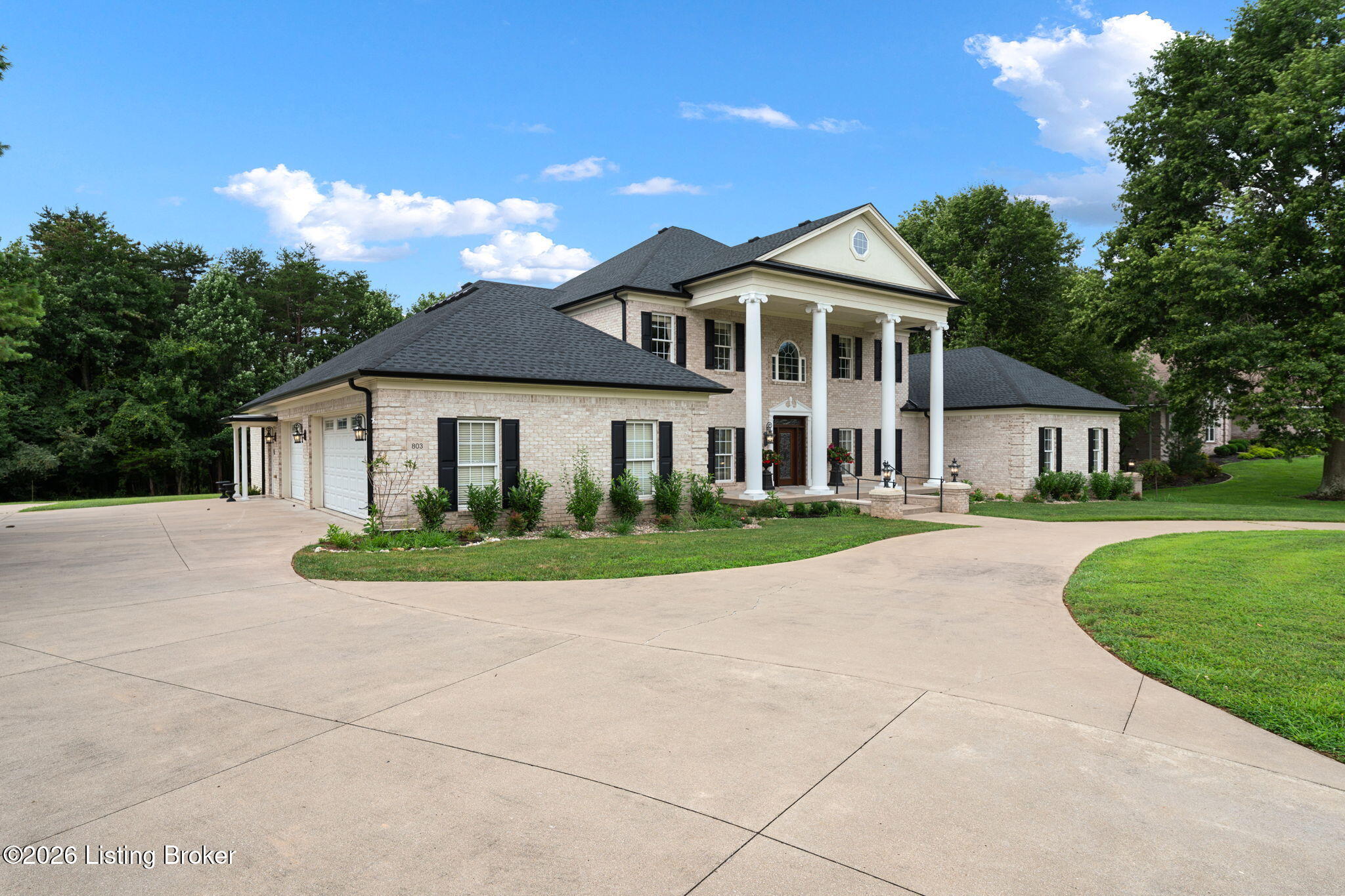 803 Foxfire Road Elizabethtown, KY 42701 - Photo 3 of 49 4-web-or-mls-DSC00755