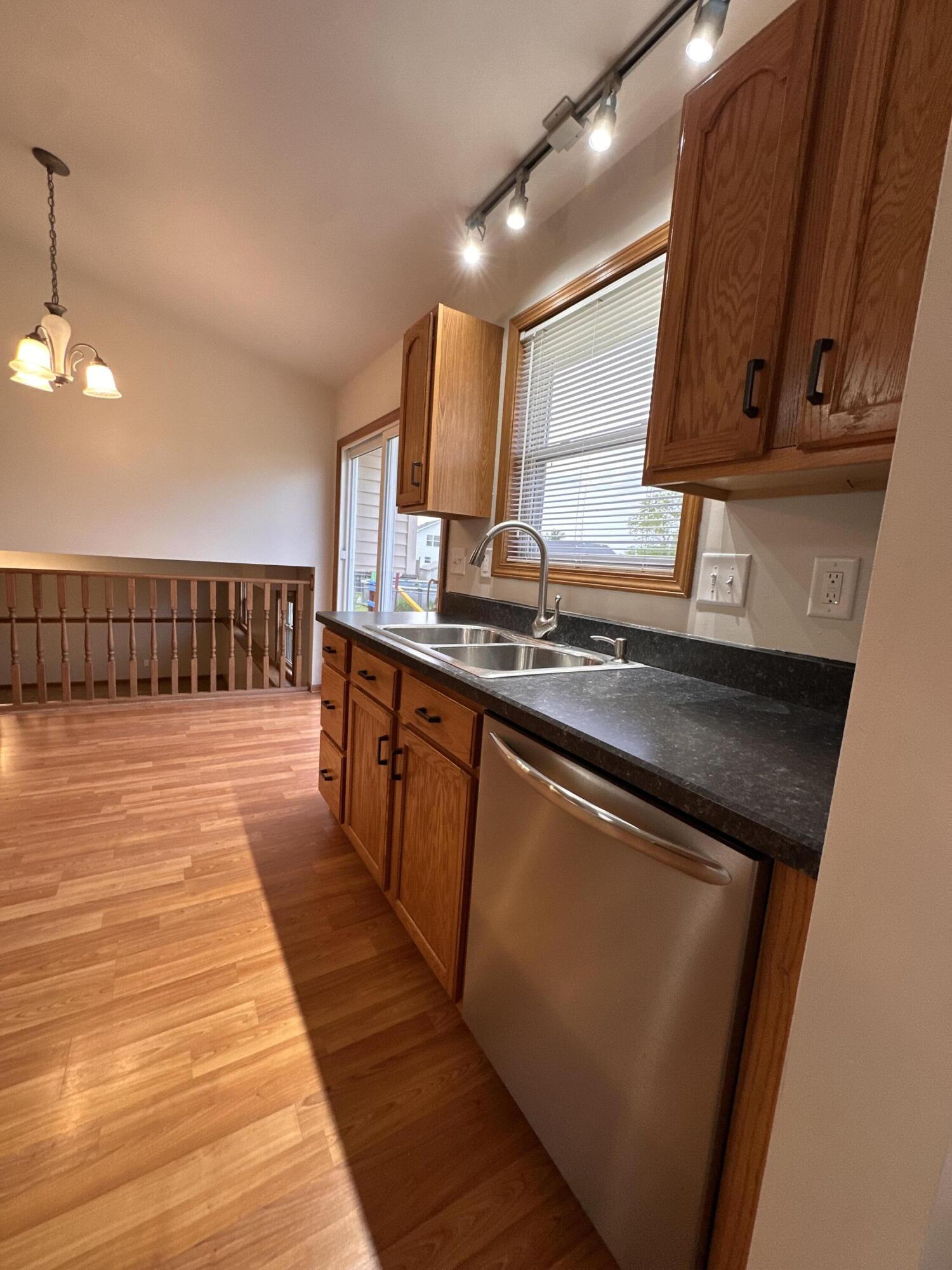 12379 Spencer Place Crown Point, IN 46307 - Photo 9 of 28 1500x2000