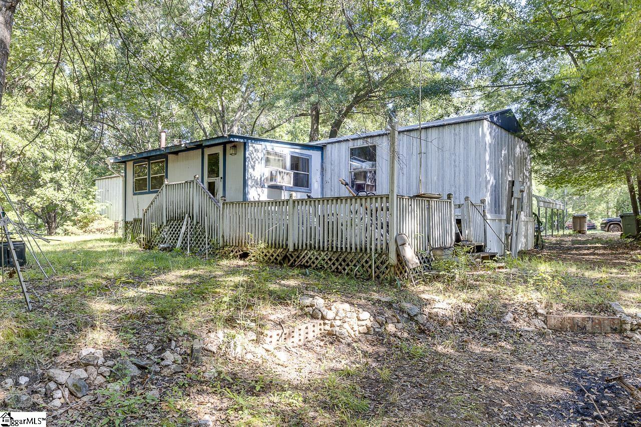 121 Lombarley Road Gray Court, SC 29645 - Photo 25 of 26