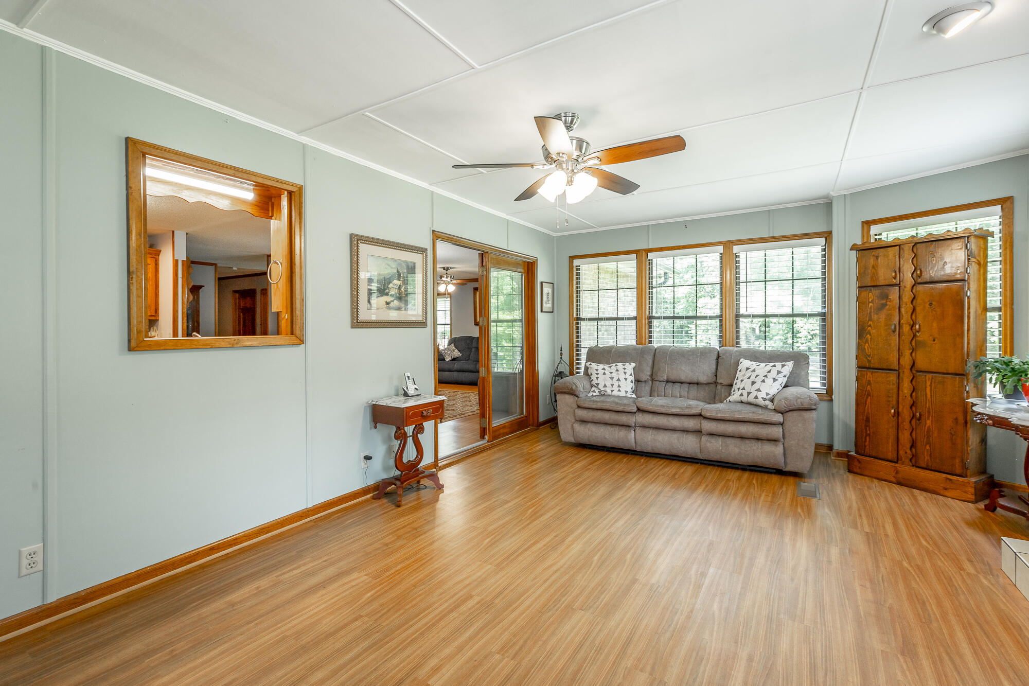 267 Beaverdale Road Dalton, GA 30721 - Photo 11 of 102 267 Beaverdale Road NE HD-36