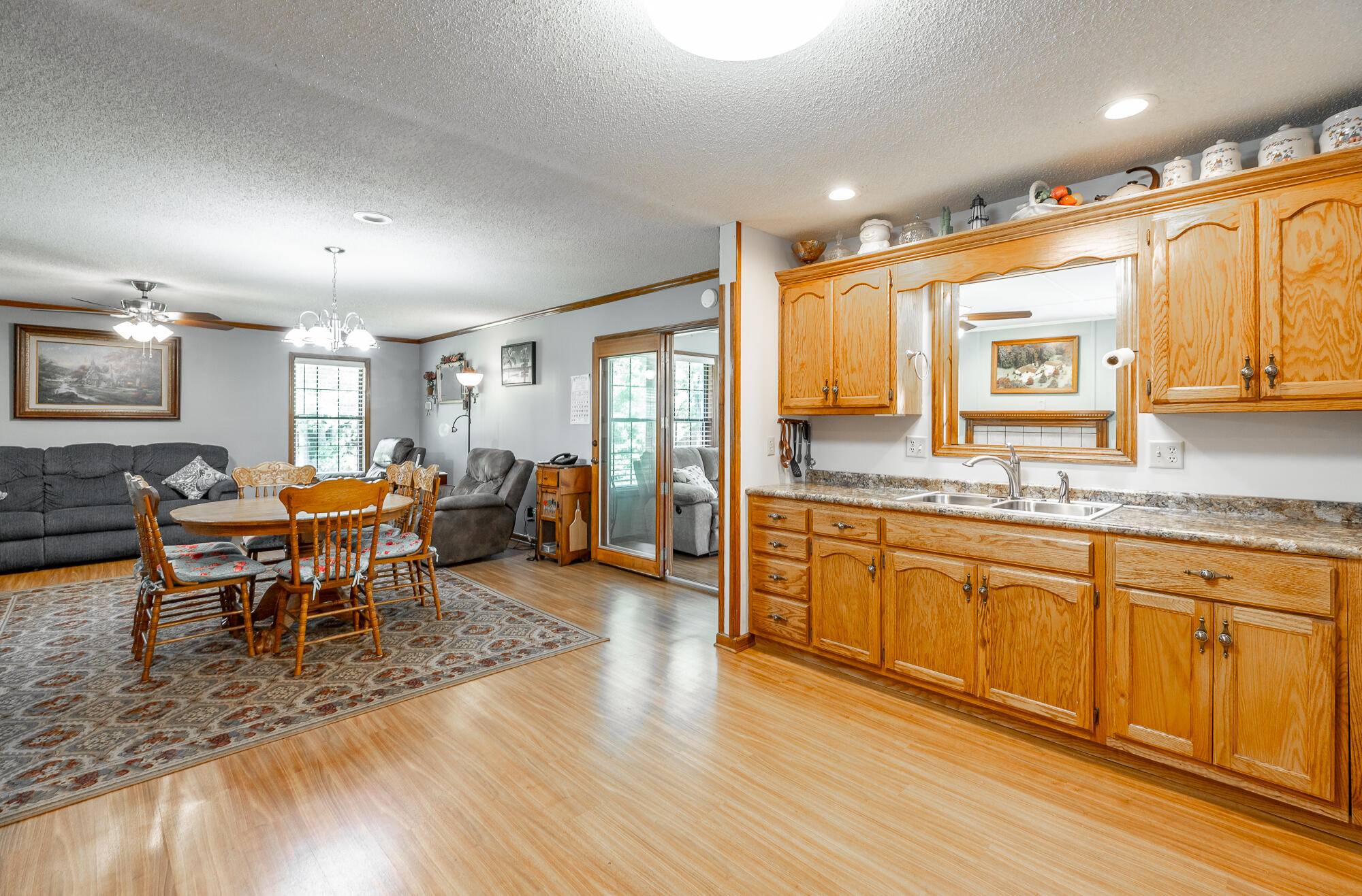 267 Beaverdale Road Dalton, GA 30721 - Photo 13 of 102 267 Beaverdale Road NE HD-38