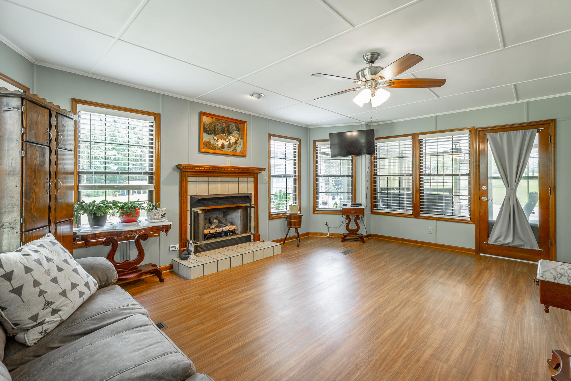 267 Beaverdale Road Dalton, GA 30721 - Photo 9 of 102 267 Beaverdale Road NE HD-34