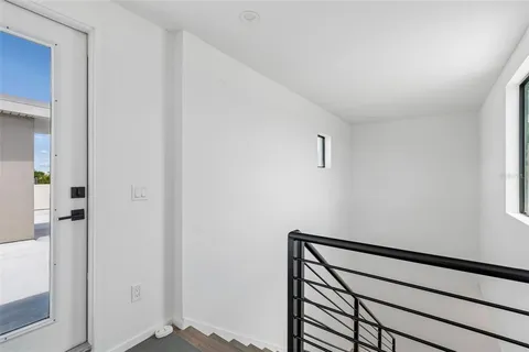 $2,150,000 | 94 West Davis Boulevard, Tampa, FL 33606