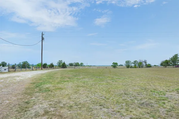 $800,000 | 763 Upper Elgin River Road, Elgin, TX 78621
